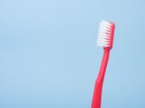Tandlægens Råd: De Bedste Valg mellem Soniske og Elektriske Tandbørster